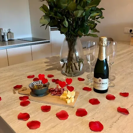 Wellness By Leef Frühstückspension Maasland