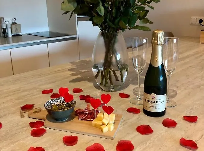 Wellness By Leef Bed and breakfast Maasland